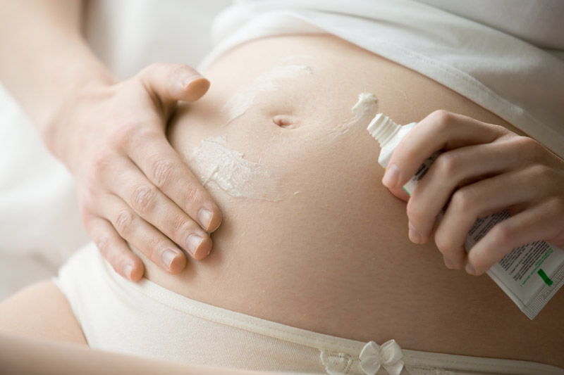 Secondo trimestre di gravidanza - Creme contro secchezza della pelle e smagliature
