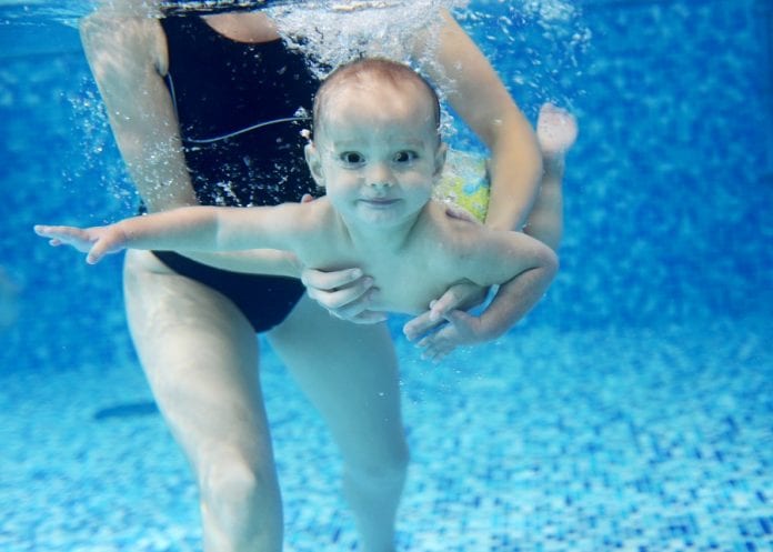 benefici nuoto per bambini