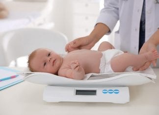 Calo fisiologico del neonato: di cosa si tratta e cosa verificare calo fisiologico neonato