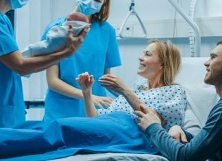 Parto cesareo dolce: tutto quello che c’è da sapere sulla versione più delicata del cesareo parto cesareo dolce