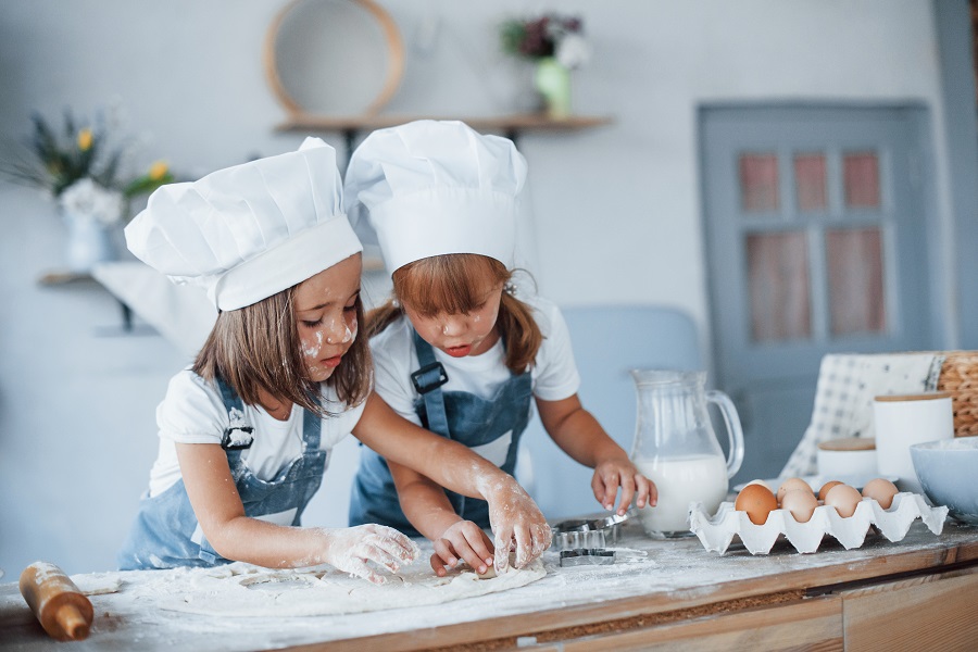 attività in cucina con bambini