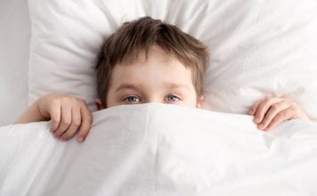 Enuresi notturna, cosa fare se il bambino fa la pipì a letto enuresi notturna bambini