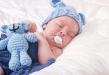 Ciuccio sì o no? Ecco i pro e i contro da valutare Ciuccio sì o no Ecco i pro e i contro da valutare