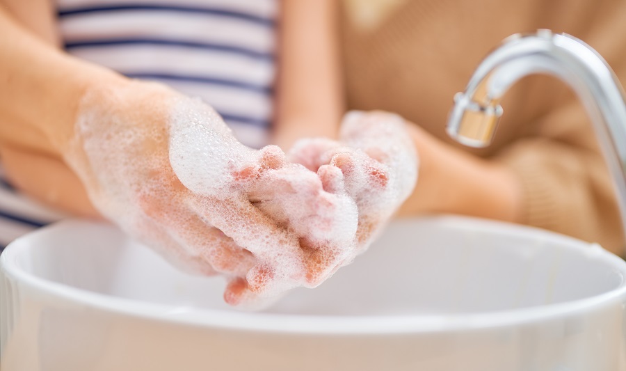 Come rafforzare il sistema immunitario dei bambini - lavarsi le mani