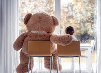 Cosa fare con i bambini quando piove? 13 attività divertenti da fare in casa Cosa fare con i bambini quando piove