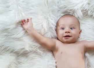 Cos’è il riflesso di Moro, tipico del neonato? Cos'è il riflesso di Moro, tipico del neonato