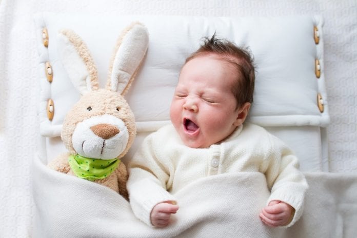 Tutto quello che c'è da sapere sul cuscino per il neonato