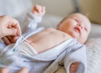 Granuloma ombelicale del neonato, cos’è e come curarlo Granuloma ombelicale del neonato, cos'è e come curarlo