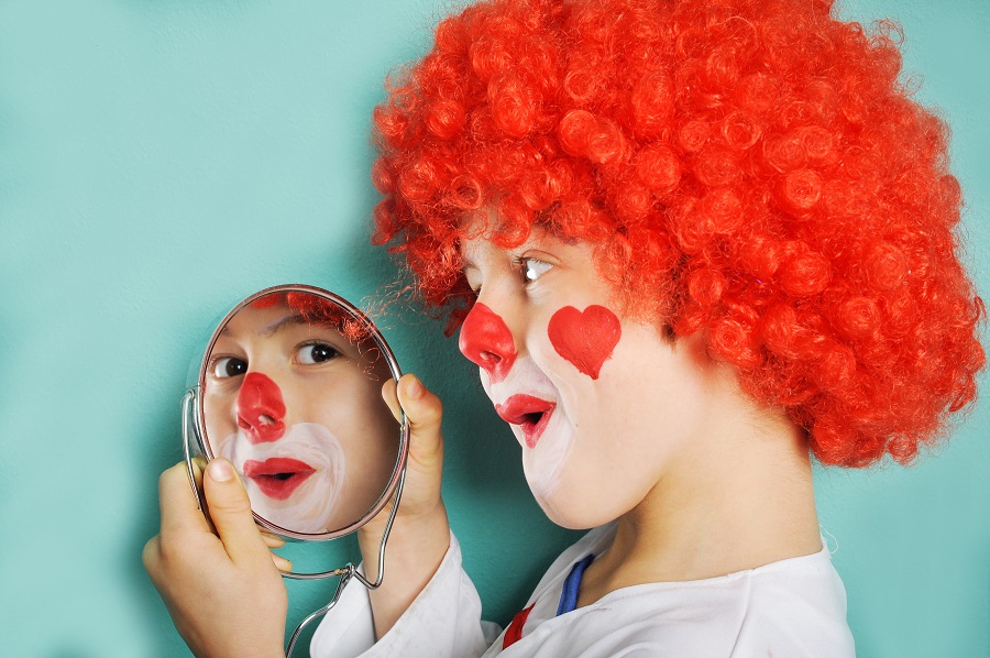 Travestimento e trucco di Carnevale per bambini - clown