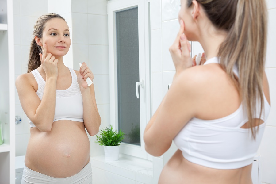 Bellezza in gravidanza, i cosmetici da evitare e quelli consentiti3