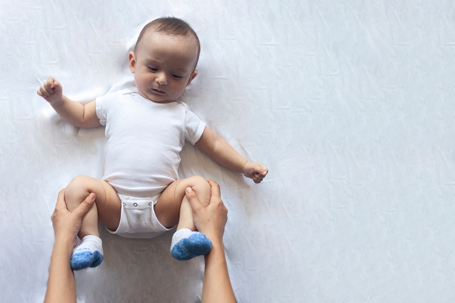 Tutto quello che c'è da sapere sulla displasia dell'anca del neonato