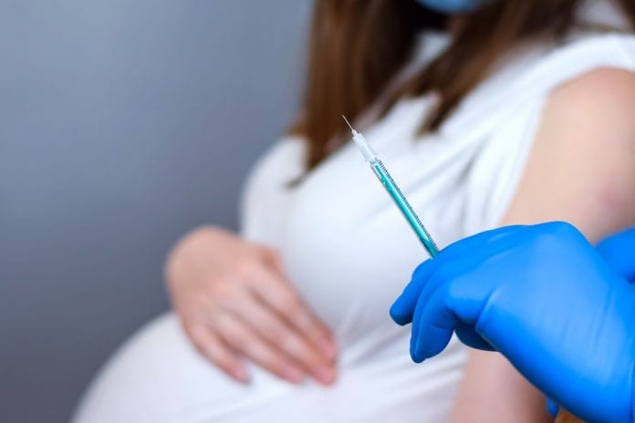 Vaccinazione Covid-19 in gravidanza e allattamento, cosa sapere