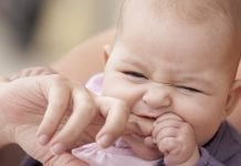 SOS bambini che mordono: ecco come affrontare la situazione SOS bambini che mordono ecco come affrontare la situazione