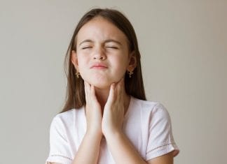 Cosa fare se il bambino ha le placche in gola? Cosa fare se il bambino ha le placche in gola?