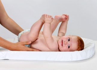 Quali sono i requisiti di un buon fasciatoio per neonato? Quali sono i requisiti di un buon fasciatoio per neonato