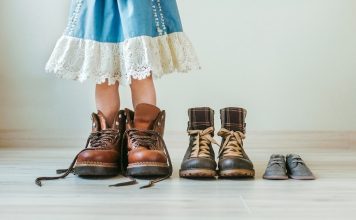Quando mettere le scarpe ad un neonato? Guida completa ai primi passi Quando mettere le scarpe ai bambini1