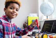 Coding bambini: cos’è, come funziona e perché è importante Coding per bambini: cos'è e come spiegarlo?