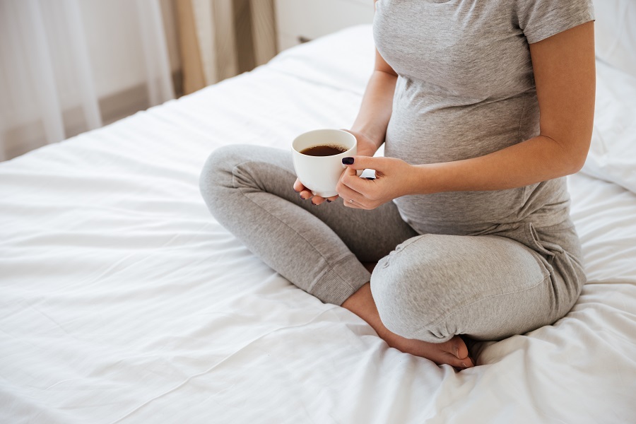 Si può bere caffè in gravidanza