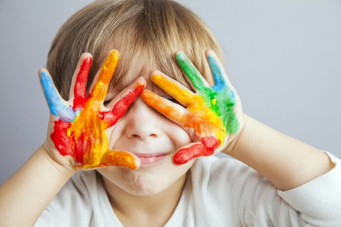 Le più belle filastrocche sui colori per bambini