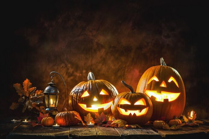 Come fare la zucca di Halloween insieme ai bambini