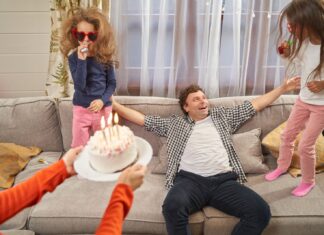 Buon compleanno papà! Le frasi d’auguri più belle per il papà