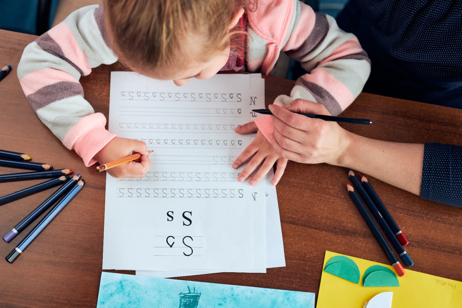 Pregrafismo, cos'è e come aiutare i bambini a esercitarsi